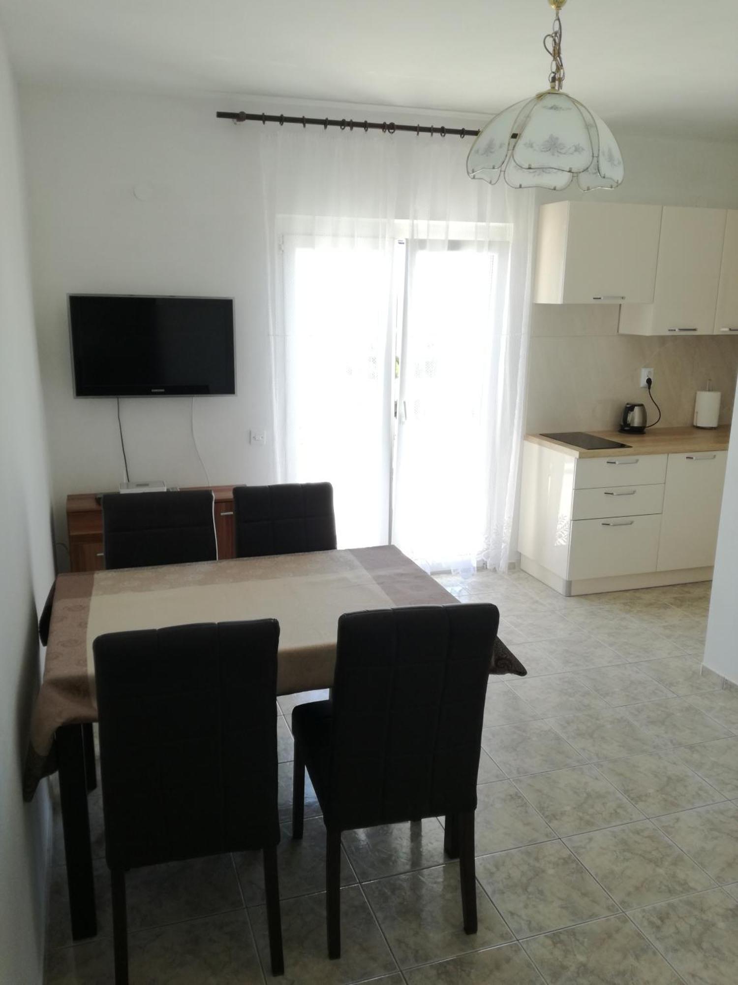 Apartment Jure โตรกีร์ ภายนอก รูปภาพ