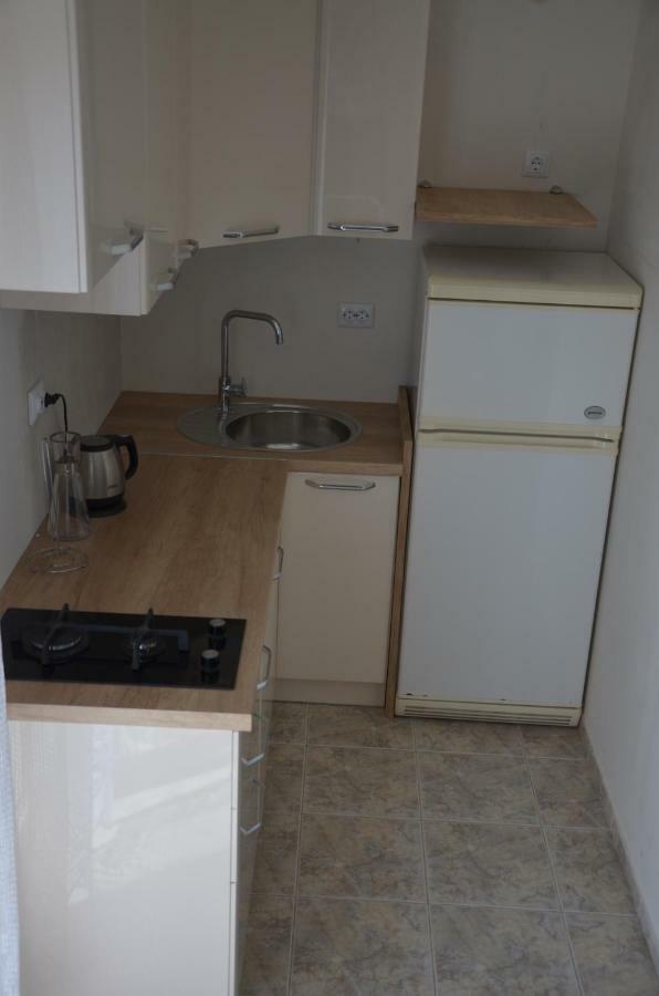 Apartment Jure โตรกีร์ ภายนอก รูปภาพ